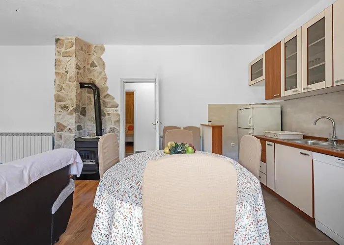 Four-bedroom In * Slivno (Sibenik-Knin)