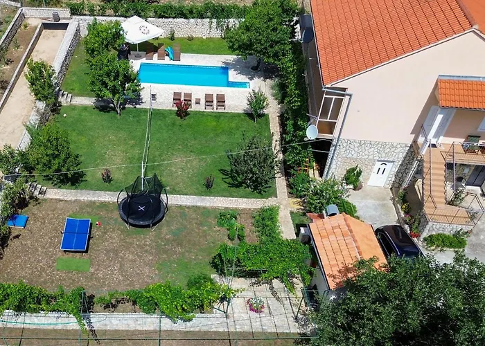 Four-bedroom In Σπίτι διακοπών