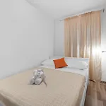 Four-bedroom In * Slivno (Sibenik-Knin)
