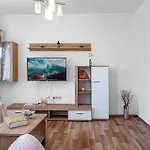 Four-bedroom In Casa vacanze *