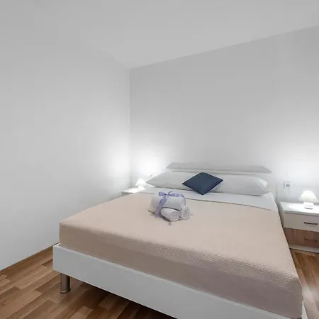 Four-bedroom In Nyaraló *