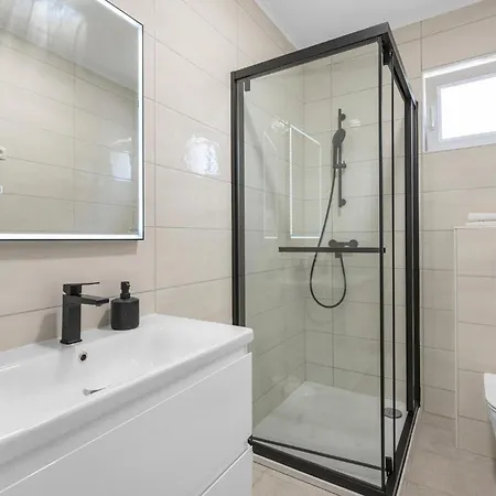 Four-bedroom In Holiday home Slivno (Sibenik-Knin)