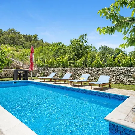 Four-bedroom In Holiday home Slivno (Sibenik-Knin)